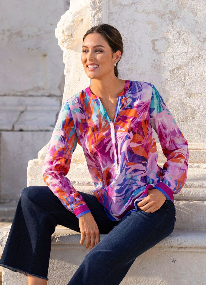 tunika med vacker b&aring;rd 