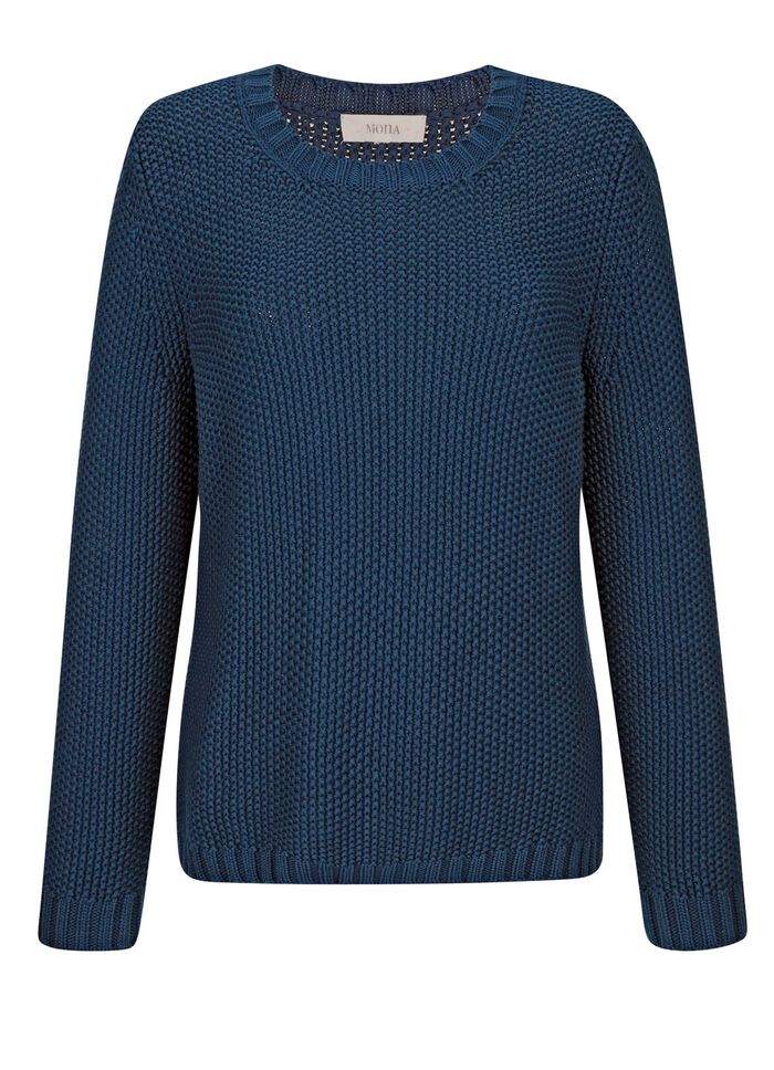 Grovstickad tr&ouml;ja med halsduk 