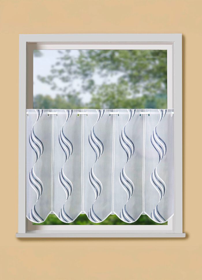 Kort gardin med broderi 