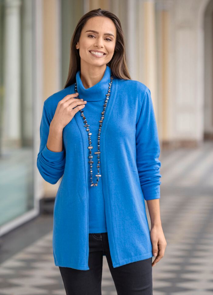 Stickat twinset i mycket mjuk kvalitet 