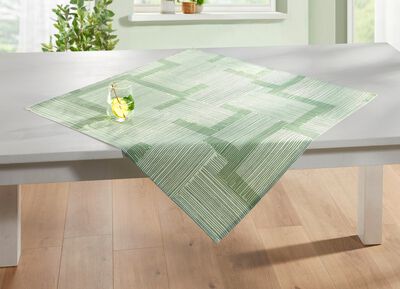 Bordsduk med fl&auml;ckskyddande yta 