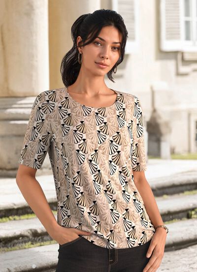 Skjorta med snyggt helt&auml;ckande tryck 