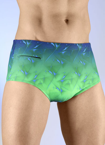 Badshorts i högre trosor 