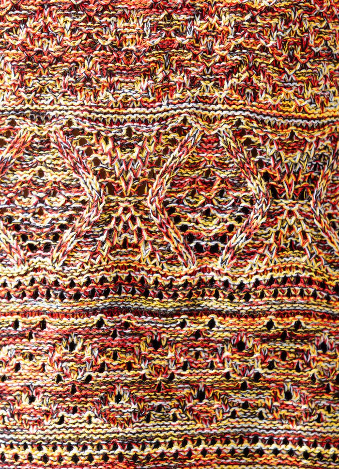 Tr&ouml;ja av melerad garn R&Ouml;D-GUL-MULTICOLOR