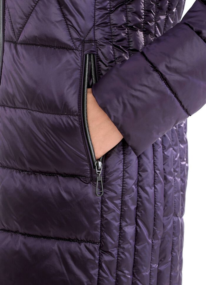 Kort rock med sidos&ouml;mmar 