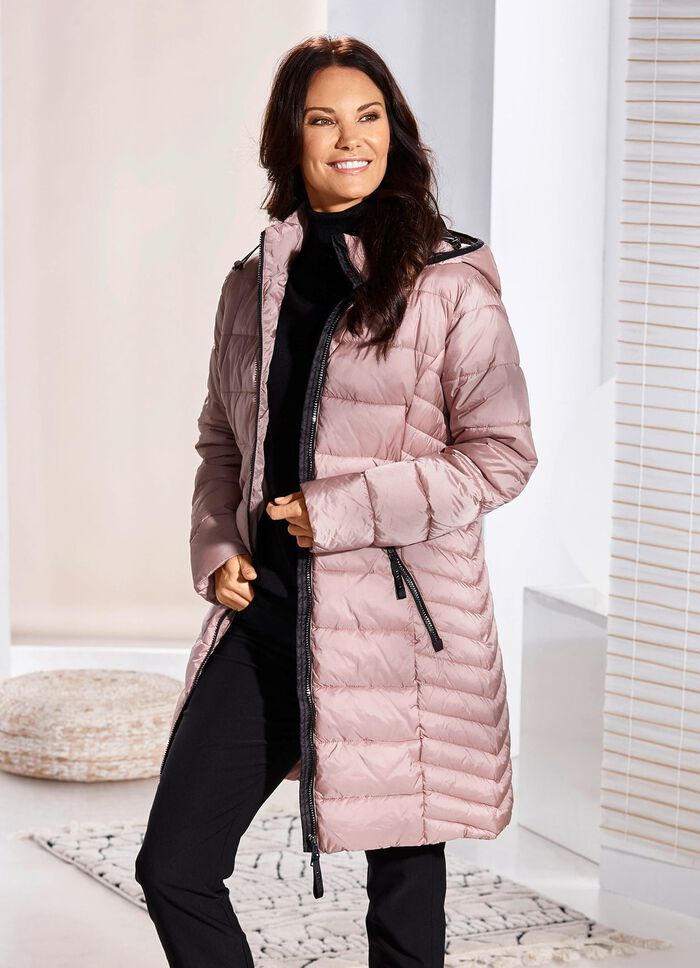 Kort kappa med avtagbar huva 