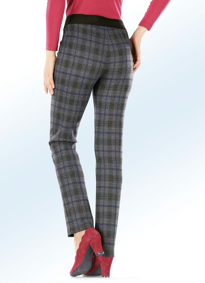 Byxor i trendig rutig design 