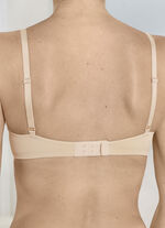 Triumph Body MakeUp Illusion Spets-BH med flexibla komfortbyglar, 