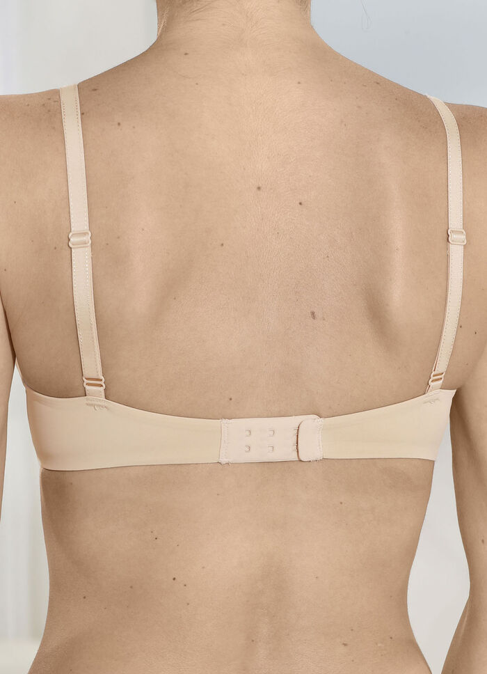 Triumph Body MakeUp Illusion Spets-BH med flexibla komfortbyglar, 