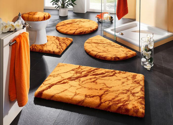 Badrumsset fr&aring;n Grund med marmordesign JORD