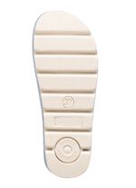 Laurina, trendiga damtofflor, vidd G, med anatomiskt formad fotb&auml;dd 