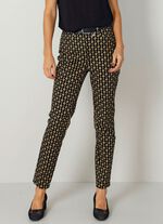 Byxor i minimalistisk design 