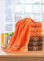 Frott&eacute;serie med jacquardkant 