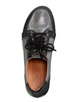 Gemini travare med sn&ouml;rning av delvis skuggat nappal&auml;der 