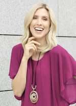 Underbart halsband tillverkat av en intressant blandning av material, 