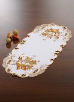 Filigran bord och rumsdekoration ECRU