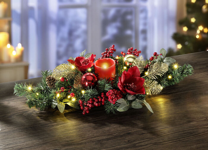 Bordsarrangemang med LED &auml;kta vaxljus 