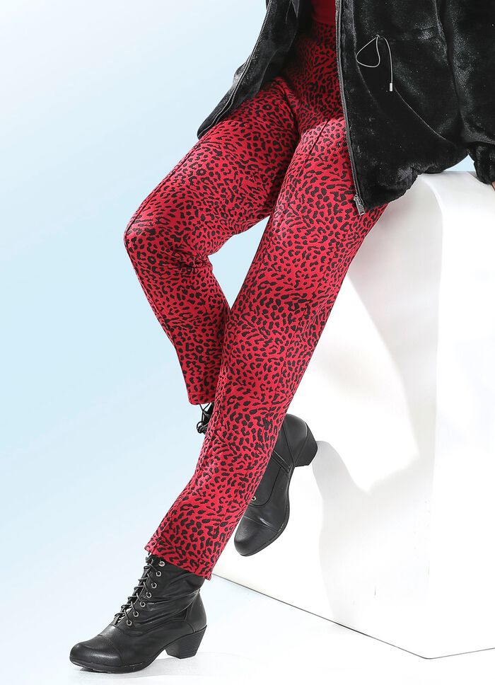 Byxor i senaste djurdesign 