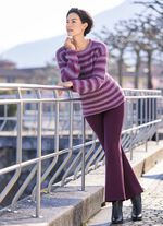 Tr&ouml;ja med randigt m&ouml;nster 