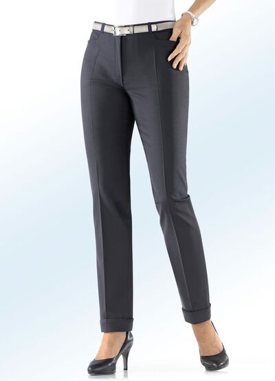 Byxor med trendiga uppslag 