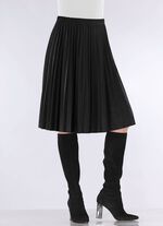 Veckad kjol i modern mocka av h&ouml;g kvalitet SVART