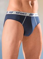 Paket med fyra trosor med res&aring;r i midjan 