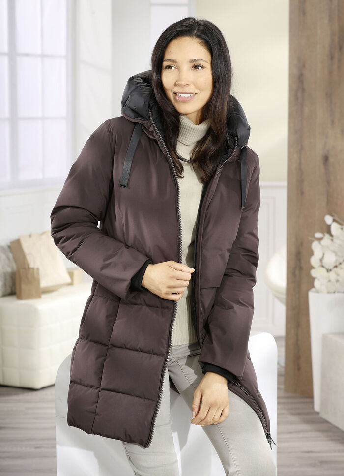 Funktionell lång parkas med fast huva 