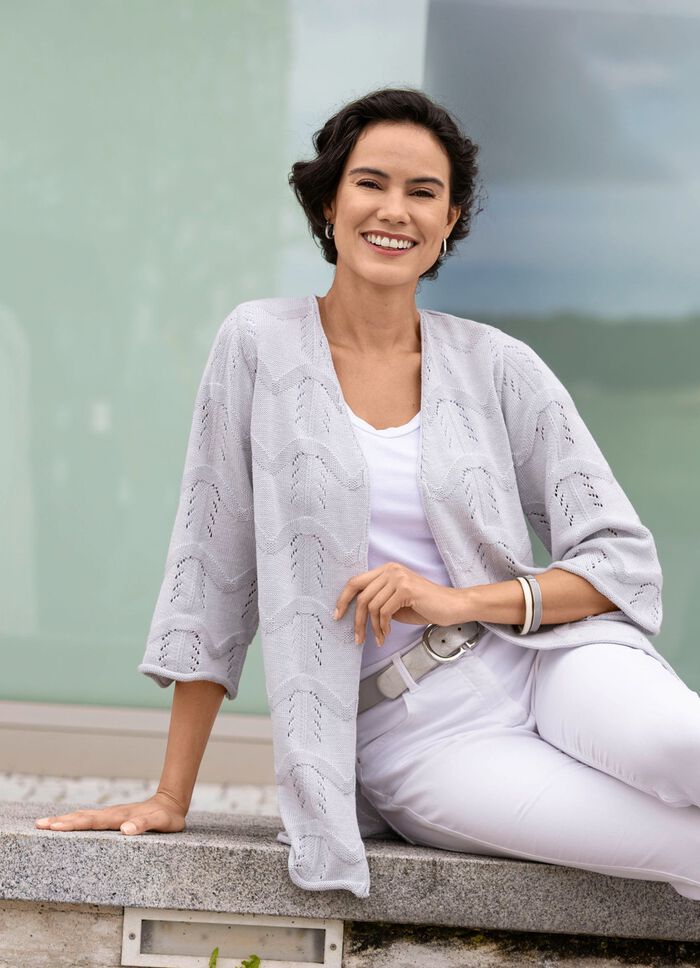 Kofta med blandade m&ouml;nster i v&aring;gdesign HELLGRAU