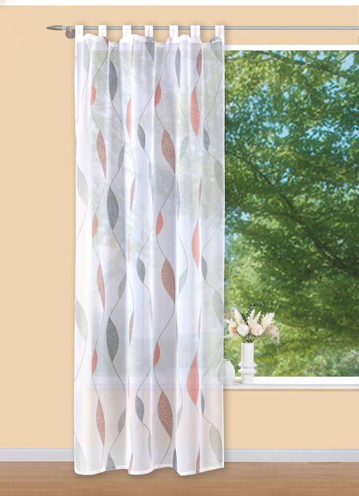 Gardin med prickigt v&aring;gm&ouml;nster 