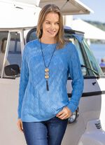 Tr&ouml;ja med f&ouml;rl&auml;ngande v&aring;gm&ouml;nster 