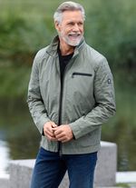 Kort jacka fr&aring;n &ldquo;Gate One&rdquo; 