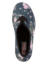 Tofflor tillverkade av mjukt, blommigt meshmaterial GRAU-BUNT