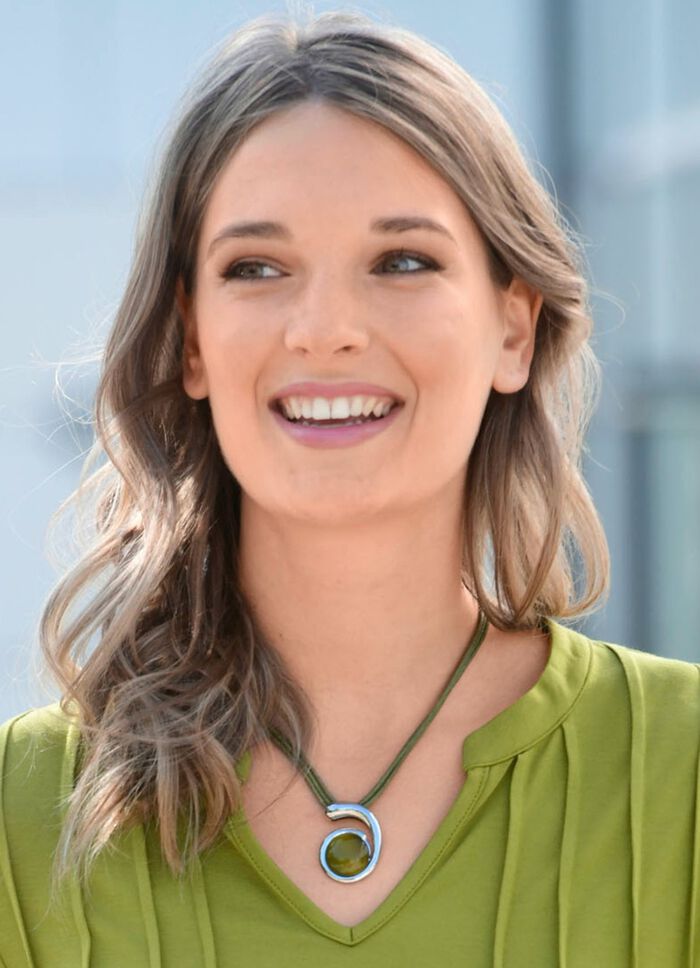 Textilhalsband med glash&auml;nge 