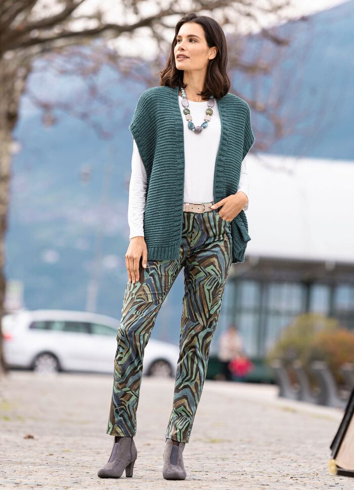 Stickad v&auml;st med alpacka 