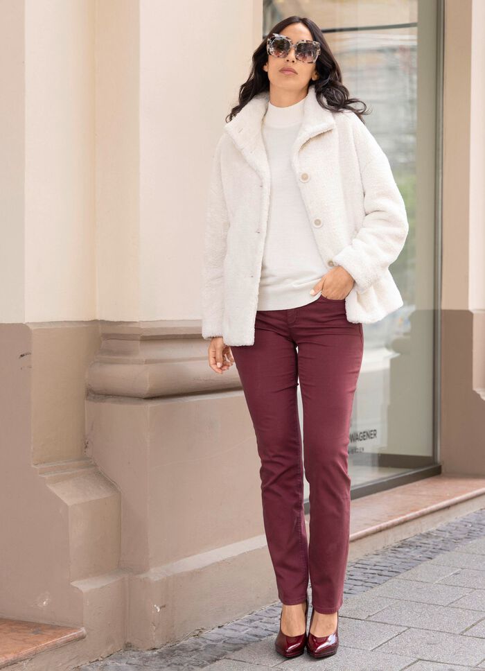 Jacka tillverkad av gosig mjuk plysch 