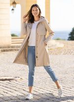 Funktionell jacka med fast huva 