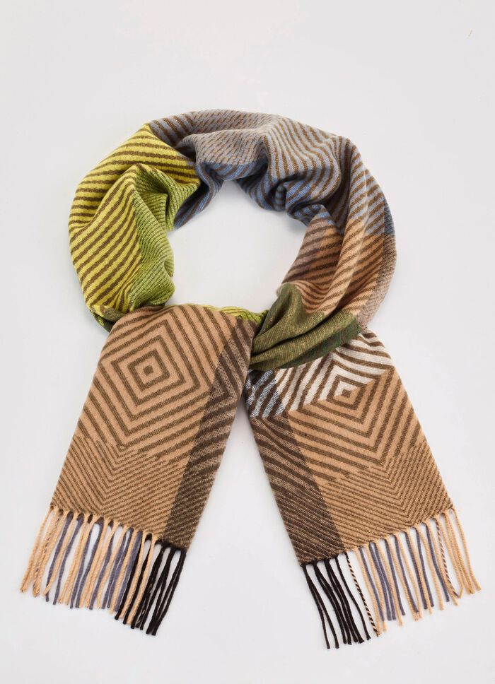 Halsduk med fantasim&ouml;nster 