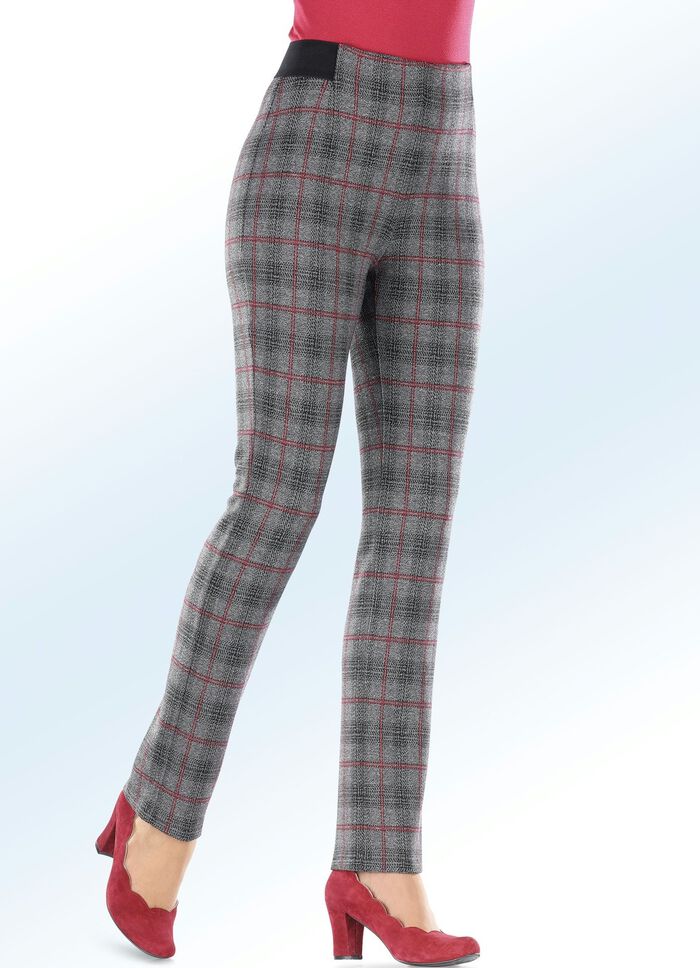 Byxor i trendigt rutm&ouml;nster 