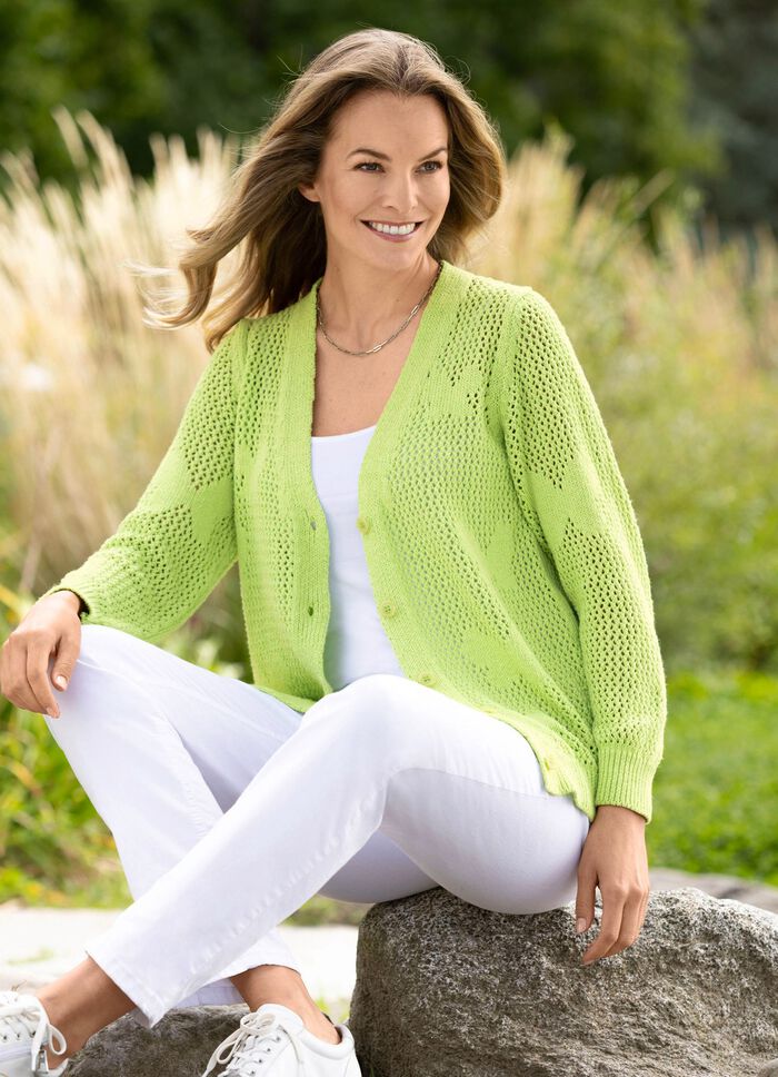 Kofta med fj&auml;rilsm&ouml;nster 