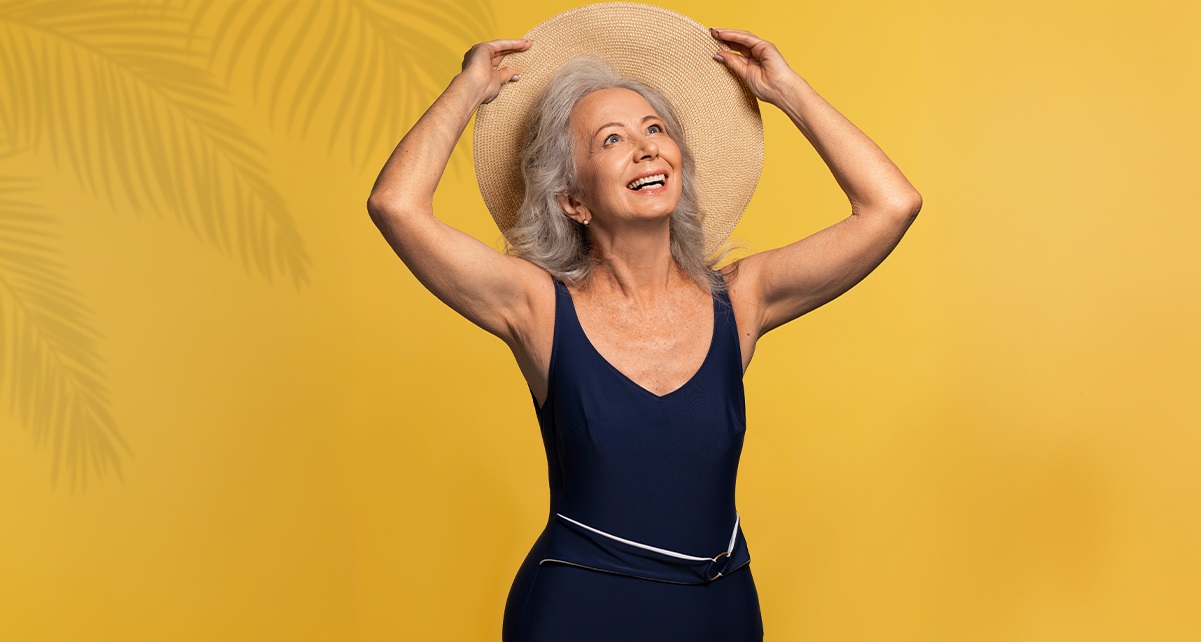 Smickrande badkläder för äldre kvinnor