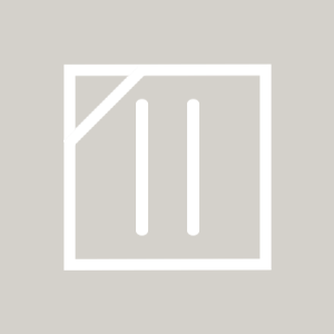 Torkas i skuggan på lina